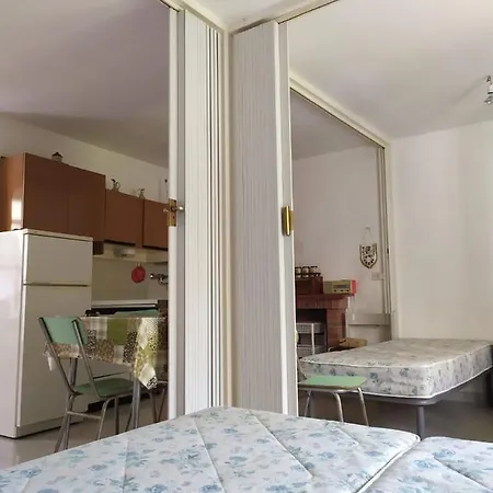 Monolocale Fiumicello - Parcheggio Non Privato A 200 M アパート *